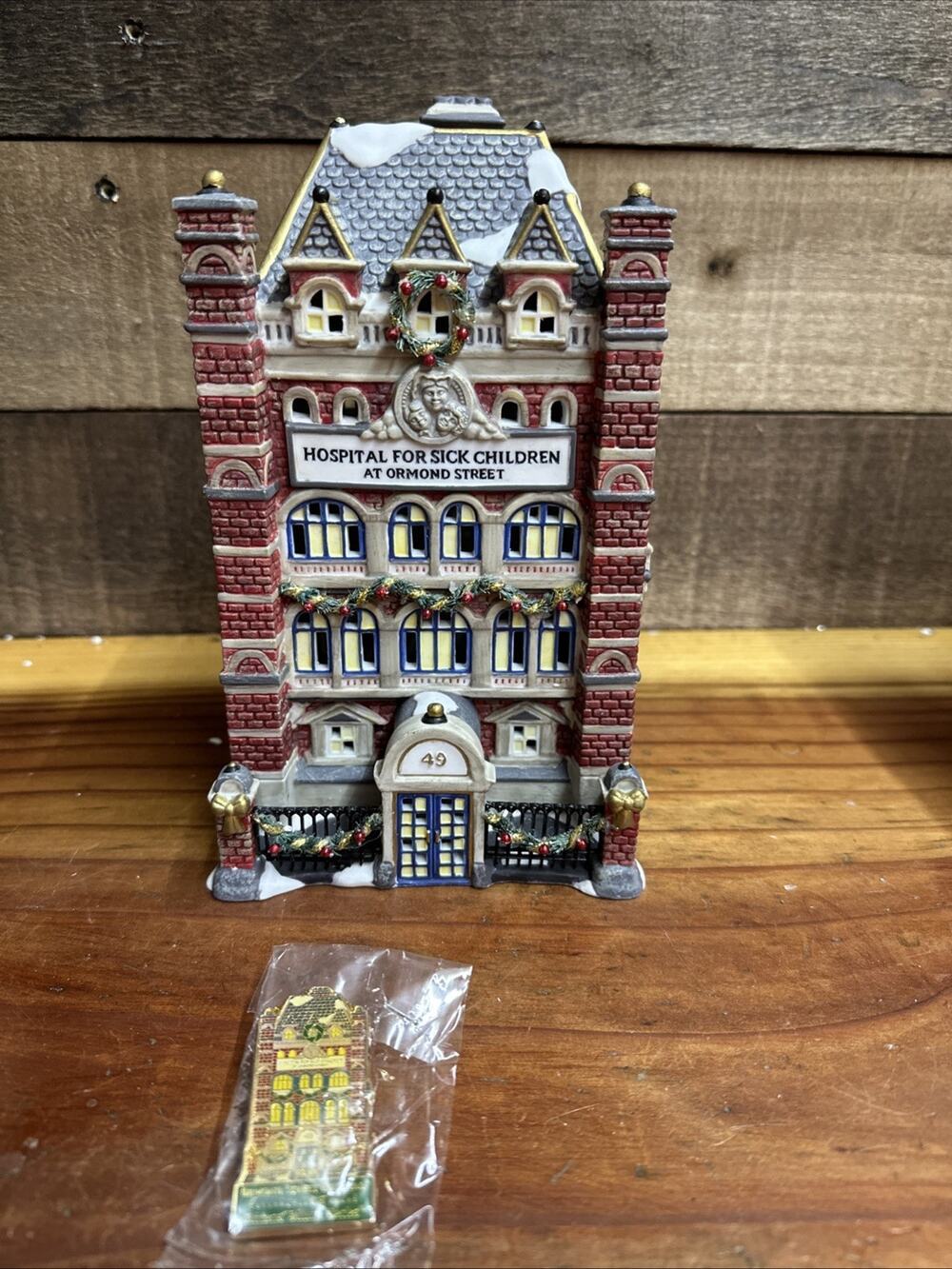 Dept 56-Dickens Village-Hospital For Sick Children At Ormond Street In Box
